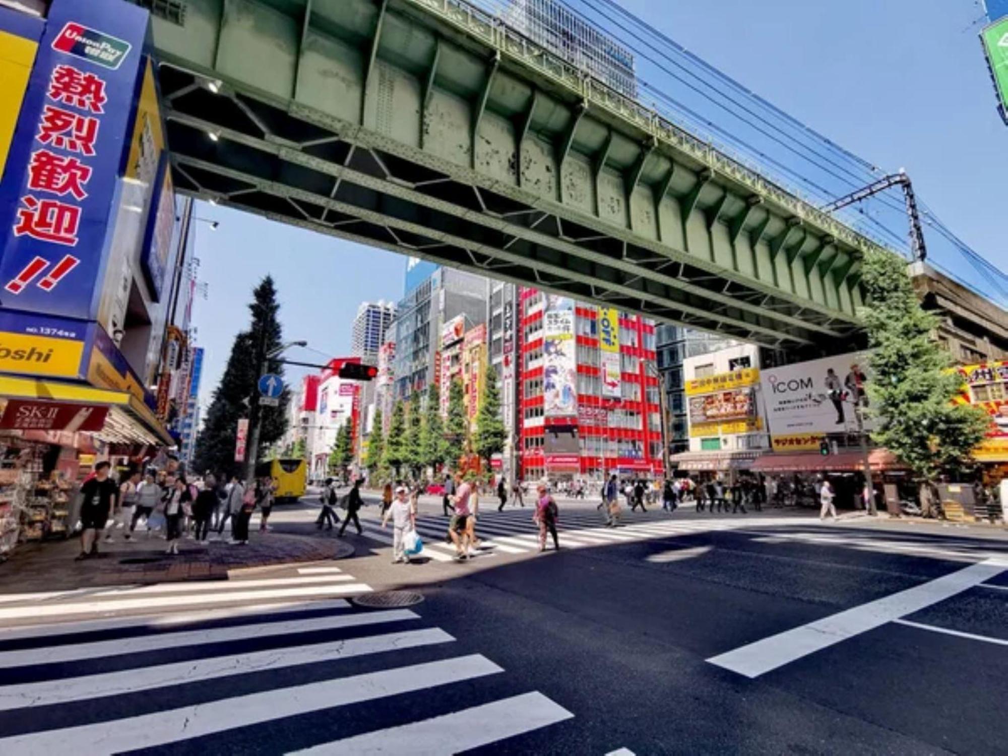 Apa Hotel Akihabara Ekihigashi Токио Экстерьер фото